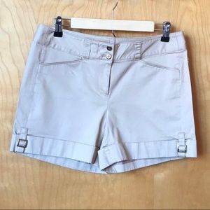 White House Black Market Khaki Shorts size 6